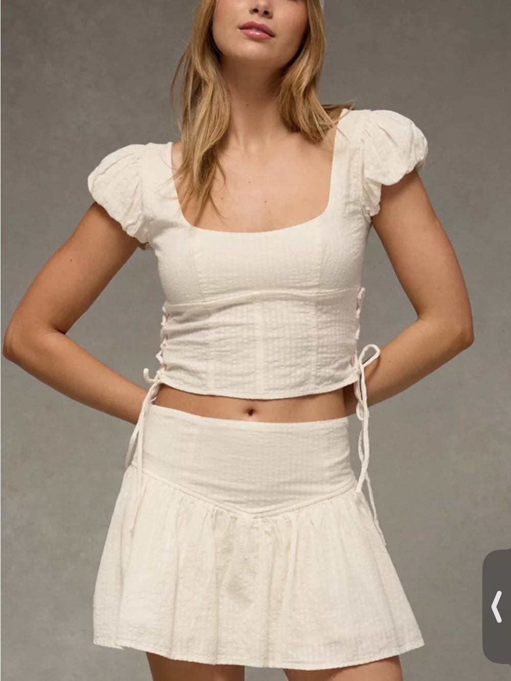 American Eagle Outfitters Ivory Square-Neck Puff Sleeve Crop Top